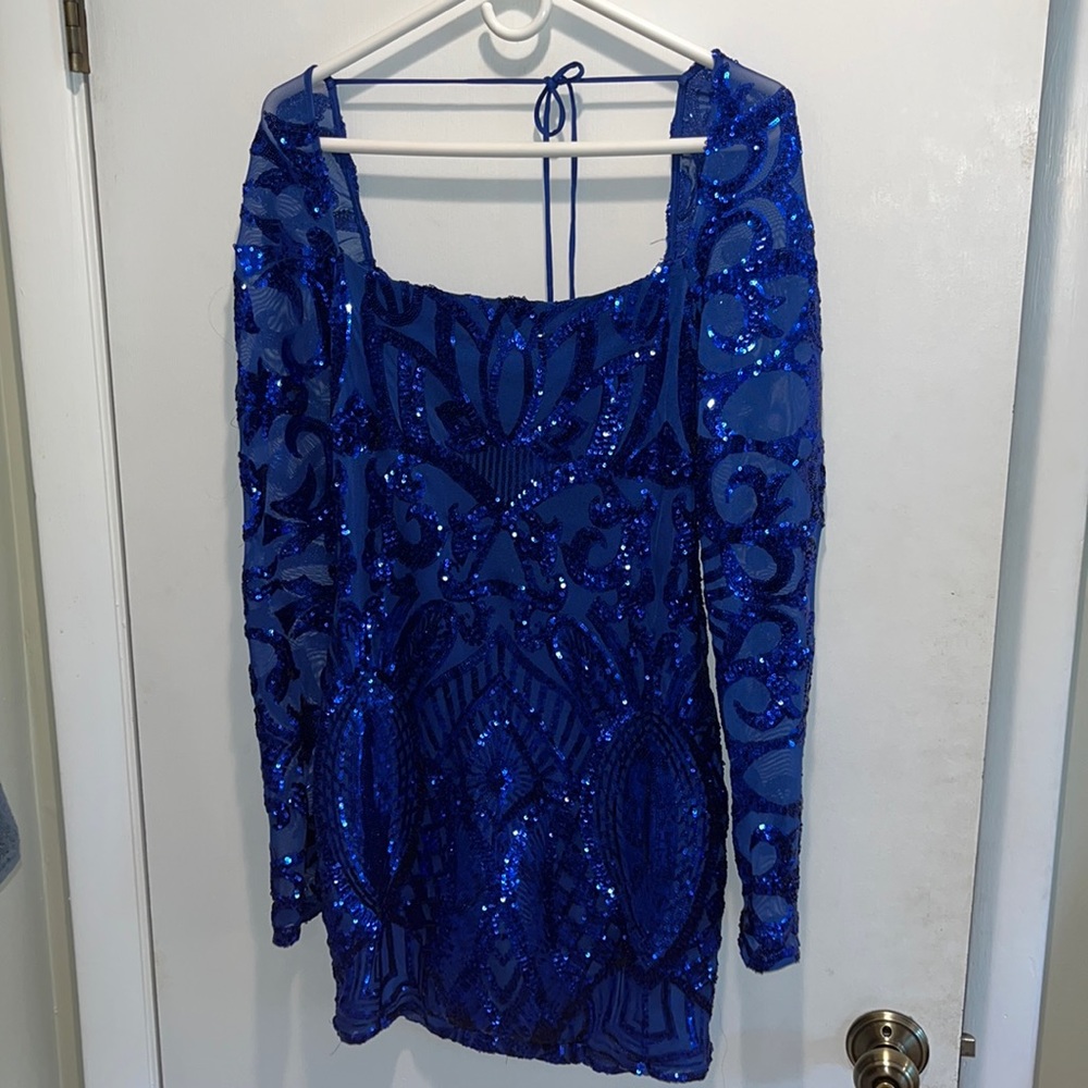 Lucy in the sky sequin square neck dress in royal blue